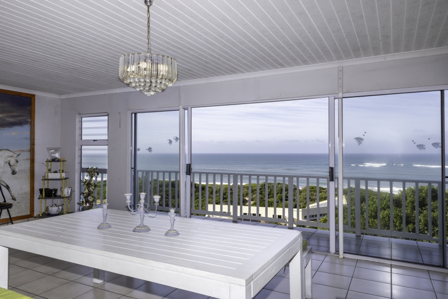 11 Bedroom Property for Sale in West Beach Eastern Cape